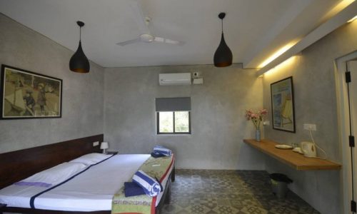 Ac-double-room3-800x534-500x300