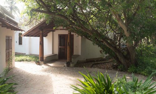 Private-Pool-House-for-10-Guests-6-500x300