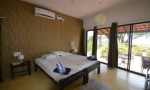 Private-Pool-Villa-for-7-10-Guests-8-500x300
