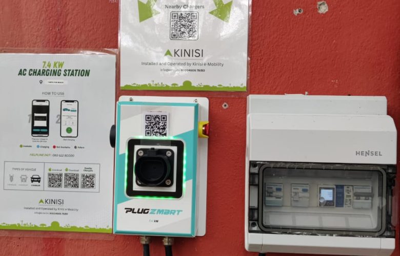 kenisi-charging-station